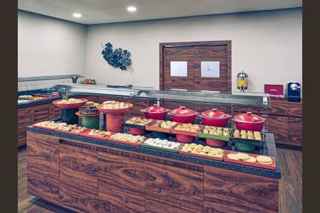 11_photo/94dce47451.8e0eb91ddf13b66a-ATLAS-5fadf512-c028-4b07-b000-da37bc8192c2.jpg de apartamento à venda com 1 quarto, 73m² em Centro, Curitiba