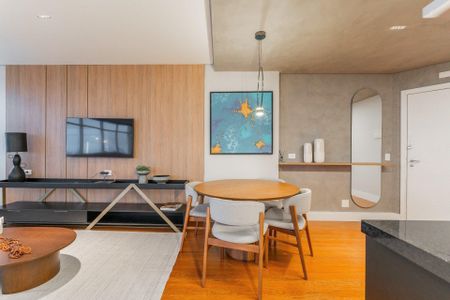 4_photo/94dce47469.431db5c0dc1e4ed4-ATLAS-32fa9dcf-7edb-470f-98ab-586a633fd2a0.jpg de kitnet/studio à venda com 1 quarto, 73m² em Centro, Curitiba