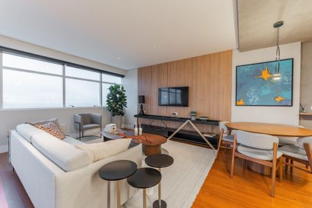 5_photo/94dce47469.431db5c0dc1e4ed4-ATLAS-332a4d93-3b4b-4293-a00d-4df30a43afb2.jpg de kitnet/studio à venda com 1 quarto, 73m² em Centro, Curitiba