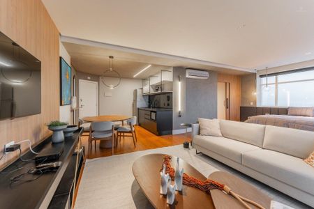 5_photo/94dce47469.431db5c0dc1e4ed4-ATLAS-9b4cc3d3-a527-4b3a-a076-67e534a5b36d.jpg de kitnet/studio à venda com 1 quarto, 73m² em Centro, Curitiba