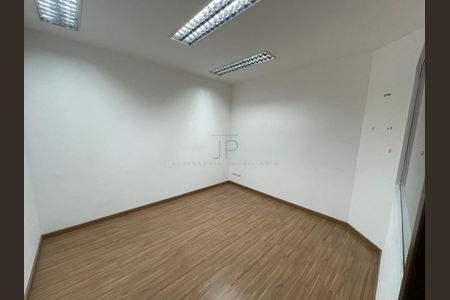 4_photo/94dce474ab.590aff9e64a69d2b-ATLAS-4c5d5a23-c27b-40b6-b4ae-c5db301d260d.jpg de apartamento para alugar com 1 quarto, 210m² em Centro, Curitiba