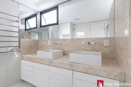 5_photo/94dce474f1.9c8c21dfa61041da-ATLAS-6779ed58-768a-48ac-8eb3-389e087dbb43.jpg de apartamento para alugar com 3 quartos, 153m² em Centro, Curitiba