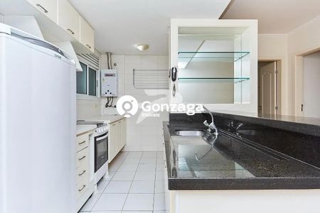 3_photo/94dce4751b.5a2f4c1142563326-ATLAS-b0a19ce5-bd23-45d3-a988-1dbdbd48d721.jpg de apartamento para alugar com 1 quarto, 45m² em Água Verde, Curitiba
