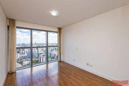 26_photo/94dce4752d.e0ce5559fea22c78-ATLAS-2dbf2598-4c86-40d2-9ec6-51c6dec7d8df.jpg de apartamento à venda com 3 quartos, 172m² em Água Verde, Curitiba