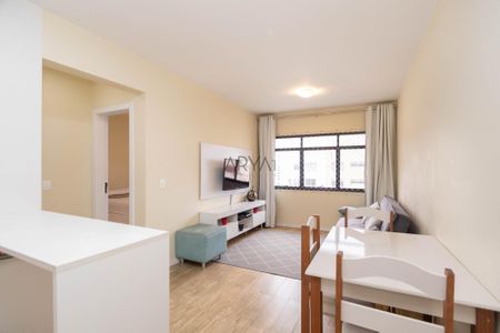 11_photo/94dce47553.bc97dd42e2f5fe5c-ATLAS-7ce3b6f7-d066-437f-b261-522d51ee5c48.jpg de apartamento à venda com 1 quarto, 38m² em Centro, Curitiba