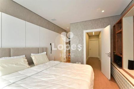 10_photo/94dce475cf.2f15d505e37c7ac5-ATLAS-91d5edfc-cfd3-4df9-b59e-db74be79ebbb.jpg de apartamento à venda com 2 quartos, 384m² em Batel, Curitiba