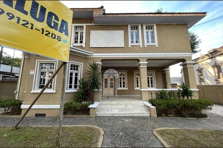 3_photo/94dce475db.e9e7bffe1f964319-ATLAS-73ab1d96-9a05-4897-bfb9-e6d09d513357.jpg de casa para alugar com 0 quarto, 430m² em Centro, Curitiba