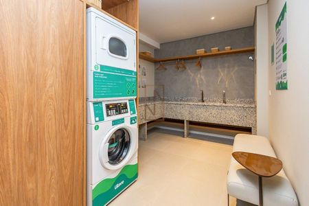 4_photo/94dce47655.5eda401b60d44b21-ATLAS-250cd96a-9fb0-4d70-87fa-397cf292d07c.jpg de kitnet/studio para alugar com 1 quarto, 25m² em Batel, Curitiba