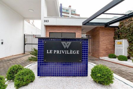 9_photo/94dce4769f.1f23755826fdc87a-ATLAS-496b17c8-370d-413e-b2e2-72835568c11a.jpg de apartamento à venda com 2 quartos, 246m² em Batel, Curitiba