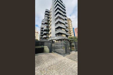 3_photo/94dce476cf.4ca167820d2e84ef-ATLAS-2523788f-0445-4cf5-8ada-0cfccbf7c570.jpg de apartamento para alugar com 4 quartos, 163m² em Batel, Curitiba