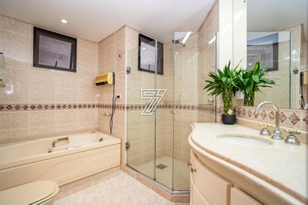 8_photo/94dce476cf.6f7b853d44ecad2b-ATLAS-e1c9f43a-0b25-4d89-a2b8-7342901408b1.jpg de apartamento à venda com 4 quartos, 163m² em Batel, Curitiba