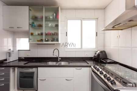 22_photo/94dce476d9.37a81162dcec43a8-ATLAS-86d5fabc-ca14-4964-b765-e62458af07e2.jpg de apartamento à venda com 4 quartos, 227m² em Batel, Curitiba