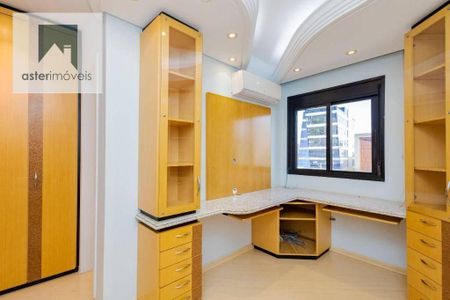 6_photo/94dce476ef.bae9b68f4f557fac-ATLAS-1dd180ea-2cef-4969-8ec0-05de182fdfa1.jpg de apartamento à venda com 4 quartos, 261m² em Batel, Curitiba