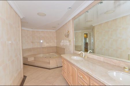 6_photo/94dce4770b.a20e2a2951fdbdd4-ATLAS-16b9d472-e6ed-485f-afa8-9ea91e02c2d2.jpg de apartamento à venda com 5 quartos, 434m² em Batel, Curitiba