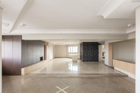 9_photo/94dce4770b.b85d93232df5d5da-ATLAS-1601afa4-4c11-408c-8508-d7135e59e8f6.jpg de apartamento à venda com 5 quartos, 433m² em Batel, Curitiba