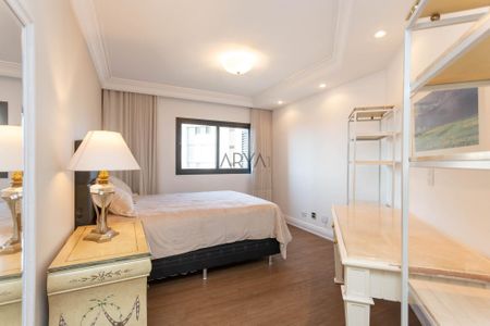 6_photo/94dce4770b.c3379eb51f9c1df4-ATLAS-8658a75a-2c6b-4e7b-b109-eec8cb104397.jpg de apartamento à venda com 5 quartos, 433m² em Batel, Curitiba