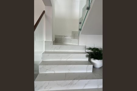 12_photo/94dce4770d.07080d155bdd5e8d-ATLAS-35f6a6ba-7472-4300-aa6f-d5344154bda7.jpg de apartamento à venda com 5 quartos, 320m² em Água Verde, Curitiba