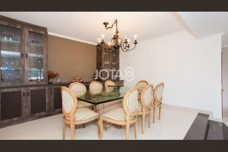 7_photo/94dce4770f.d70a2f7fa2984b2e-ATLAS-3a258f3d-49c7-4ac4-bf43-0906e1fcffa4.jpg de apartamento para alugar com 4 quartos, 187m² em Batel, Curitiba