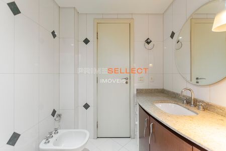 6_photo/94dce4770f.d70a2f7fa2984b2e-ATLAS-4d52bac6-85c7-402f-87fe-71cda62e3970.jpg de apartamento para alugar com 4 quartos, 187m² em Batel, Curitiba