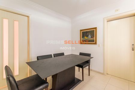 12_photo/94dce4770f.d70a2f7fa2984b2e-ATLAS-e8c2930b-9907-4090-99e9-f2b2a12dc420.jpg de apartamento para alugar com 4 quartos, 187m² em Batel, Curitiba