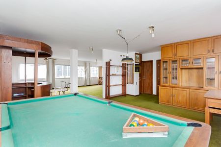 18_photo/94dce4773f.fab4721eb95379fc-ATLAS-d4cccd7f-0ab5-42c7-bf9e-b8d316bf7b6c.jpg de apartamento à venda com 3 quartos, 262m² em Batel, Curitiba