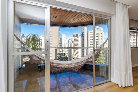 4_photo/94dce47763.77ba5f2b01eaa27b-ATLAS-7f5dfda4-1b50-46c0-914f-059c0be4989e.jpg de apartamento à venda com 3 quartos, 201m² em Água Verde, Curitiba