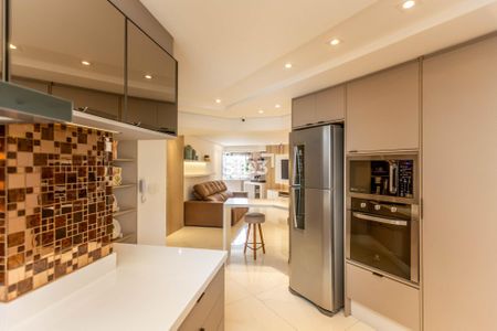 5_photo/94dce47791.7e72e2e80804fc82-ATLAS-18dd4dbe-cbf9-4c99-8c75-9c28a1d9f844.jpg de apartamento à venda com 2 quartos, 106m² em Cristo Rei, Curitiba