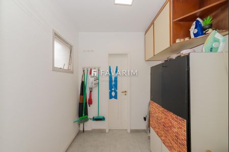 25_photo/94dce4779b.a4846c1aafd0a776-ATLAS-df0bd903-9477-4d41-9058-e9ce8730c7b0.jpg de apartamento à venda com 4 quartos, 217m² em Batel, Curitiba