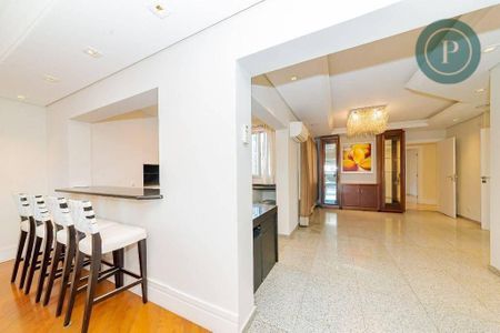 10_photo/94dce477db.0bc2a1d0c21060ae-ATLAS-4d3d05de-6d30-4d67-a977-a1051b7c740b.jpg de apartamento para alugar com 5 quartos, 380m² em Batel, Curitiba