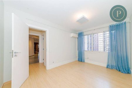 8_photo/94dce477db.0bc2a1d0c21060ae-ATLAS-c109e661-8082-4bb2-865a-9f99652ca75b.jpg de apartamento para alugar com 5 quartos, 380m² em Batel, Curitiba