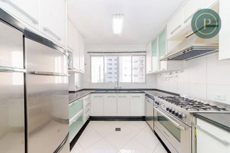 6_photo/94dce477db.0bc2a1d0c21060ae-ATLAS-feee5ed9-606c-42e2-88cc-5780a463925c.jpg de apartamento para alugar com 5 quartos, 380m² em Batel, Curitiba