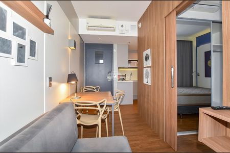 3_photo/94dce4780d.82cf08ee64c4e8d3-ATLAS-0c105a92-c8af-403d-9c4e-44533dc7a121.jpg de apartamento à venda com 1 quarto, 29m² em Rebouças, Curitiba