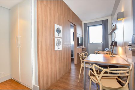 3_photo/94dce4780d.82cf08ee64c4e8d3-ATLAS-b8a113cd-d245-4532-a7c8-ee54f53fadca.jpg de apartamento à venda com 1 quarto, 29m² em Rebouças, Curitiba