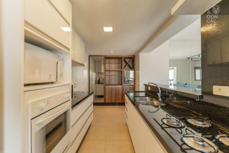 5_photo/94dce47833.64a5fa6e5ae01135-ATLAS-175a1cfa-2c48-4c94-9057-6d2ff1285ff2.jpg de apartamento para alugar com 3 quartos, 133m² em Água Verde, Curitiba