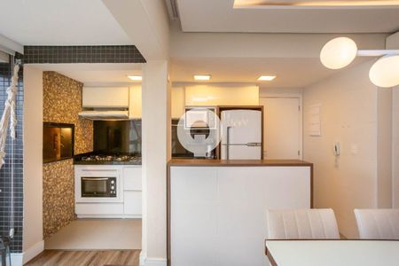 11_photo/94dce47833.9f73e101bd22bb98-ATLAS-65f0f2d8-0e41-419c-897f-e5c5909f1f8d.jpg de apartamento à venda com 3 quartos, 121m² em Água Verde, Curitiba