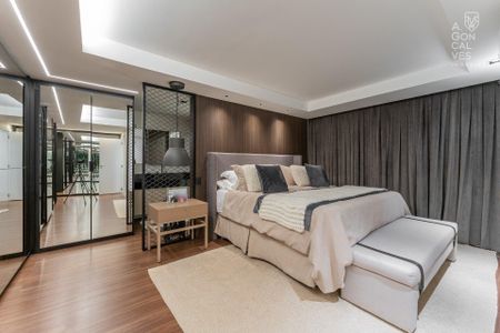 22_photo/94dce4783d.97a23bd02a18f7b4-ATLAS-14bd48d7-7fe0-4fe0-8ed2-eef5ebe3cfb5.jpg de apartamento à venda com 4 quartos, 302m² em Batel, Curitiba