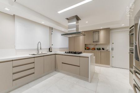 11_photo/94dce4783d.b78c583414802dba-ATLAS-e99e58ca-1e1c-4024-84ad-a72eca5d3d37.jpg de apartamento à venda com 3 quartos, 302m² em Batel, Curitiba