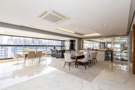 2_photo/94dce478ef.b4145c8a8c3e966f-ATLAS-0cc685bd-4a15-44de-a654-dccb1fd339a4.jpg de apartamento à venda com 4 quartos, 308m² em Água Verde, Curitiba