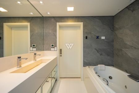 6_photo/94dce478ef.b4145c8a8c3e966f-ATLAS-39b81ab7-bebd-4ba1-979f-7da24c7f45e9.jpg de apartamento à venda com 4 quartos, 308m² em Água Verde, Curitiba