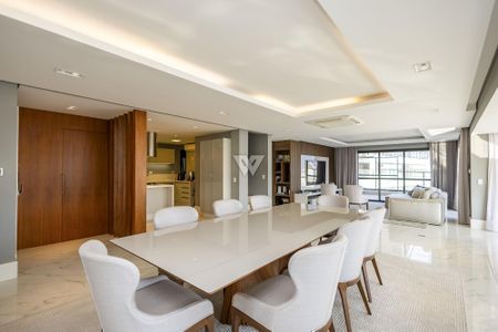 7_photo/94dce478ef.b4145c8a8c3e966f-ATLAS-e3439051-d948-4145-a2e6-e6d5583765be.jpg de apartamento à venda com 4 quartos, 308m² em Água Verde, Curitiba