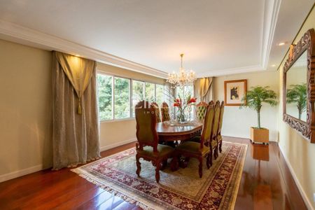 5_photo/94dce4792d.a060418db5d664f2-ATLAS-a8169dd4-9a70-4585-98a6-68f66ec2b02f.jpg de apartamento à venda com 5 quartos, 415m² em Água Verde, Curitiba