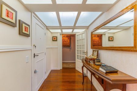 8_photo/94dce4792d.ff563b8e194ef17c-ATLAS-e1a96b26-4fd9-4b90-bbbf-f925a9f64723.jpg de apartamento à venda com 5 quartos, 415m² em Água Verde, Curitiba