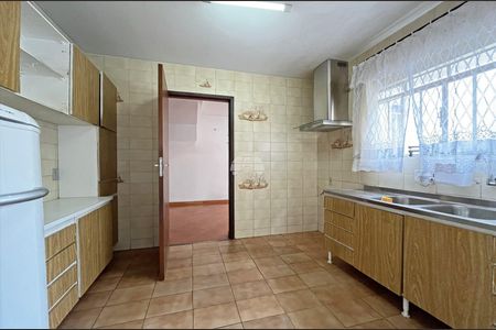 2_photo/94dce479ad.fefd7c3d96566746-ATLAS-1540e932-7bfa-47f2-beb5-61b46e3db4f8.jpg de casa para alugar com 4 quartos, 192m² em Água Verde, Curitiba