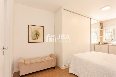 14_photo/94dce479db.011feef357d76553-ATLAS-c2bcc7d1-29ef-4584-a2c4-e9ac0bb11e54.jpg de apartamento à venda com 4 quartos, 175m² em Água Verde, Curitiba