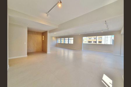 5_photo/94dce479df.af0241a7d55e9163-ATLAS-5ec8cac5-dc67-4e0c-9fd7-6e7e59b07d8b.jpg de apartamento à venda com 4 quartos, 306m² em Água Verde, Curitiba