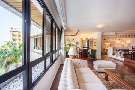 10_photo/94dce47a1b.53b17eef82a98535-ATLAS-105ca4f6-cbde-4679-9332-dc2e2b2e361d.jpg de apartamento à venda com 4 quartos, 422m² em Rebouças, Curitiba