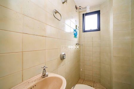 10_photo/94dce47a1b.b252e5b99a5ff7a4-ATLAS-582df80c-2194-432e-a829-ceeaa917e6e8.jpg de apartamento à venda com 5 quartos, 834m² em Rebouças, Curitiba