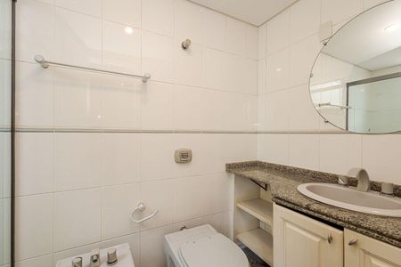 31_photo/94dce47a1b.fd1287ba65cc6047-ATLAS-559c4dfb-ecbd-43e8-ba8e-ddba08b43c50.jpg de apartamento para alugar com 4 quartos, 495m² em Rebouças, Curitiba