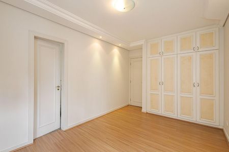 28_photo/94dce47a1b.fd1287ba65cc6047-ATLAS-8bf37494-40f6-4a9c-94bb-3fc52465b3e7.jpg de apartamento para alugar com 4 quartos, 495m² em Rebouças, Curitiba