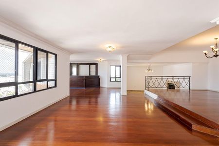 3_photo/94dce47a1b.fd1287ba65cc6047-ATLAS-d508fdda-3969-4fe5-aa5c-d944f7694e83.jpg de apartamento para alugar com 4 quartos, 495m² em Rebouças, Curitiba